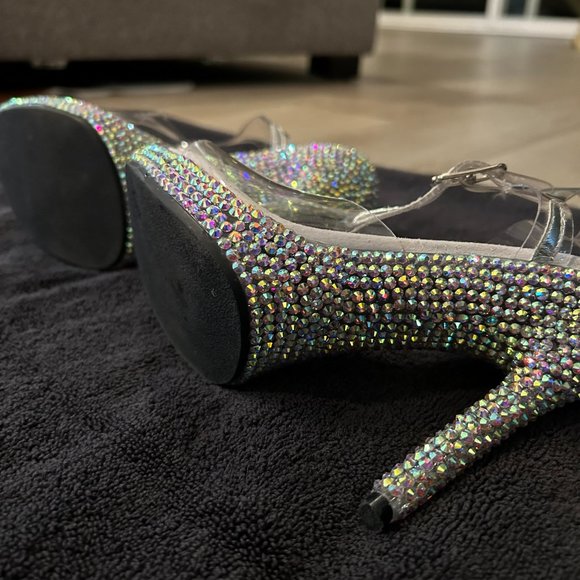 Beautiful Ellie Bling Heels! - Picture 7 of 9
